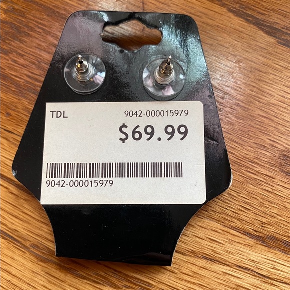 Formal | Bridal Earrings - Picture 4 of 4